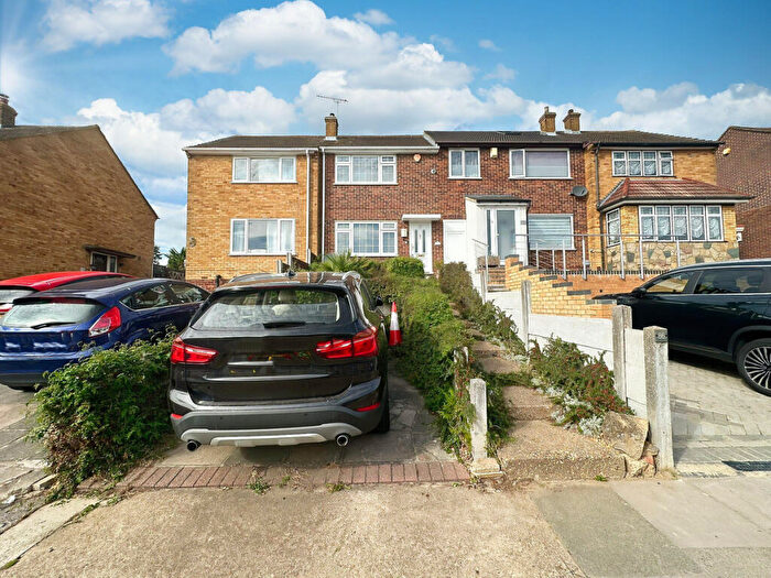 2 Bedroom Terraced House For Sale In Grange Road, Romford, RM3