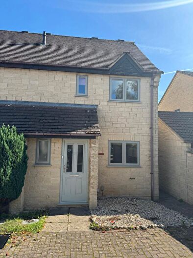 3 Bedroom Terraced House To Rent In Michaels Mead, Cirencester, GL7