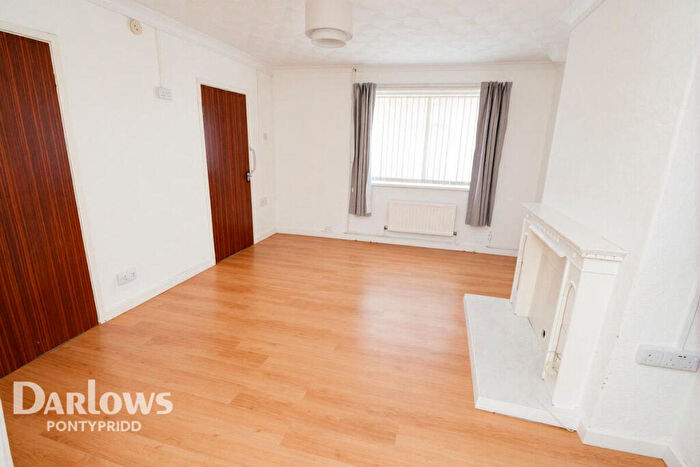 3 Bedroom Terraced House For Sale In Llantrisant Road, Pontypridd, CF38