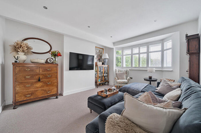 2 Bedroom Bungalow For Sale In Old Farm Way, Farlington, Hampshire, PO6