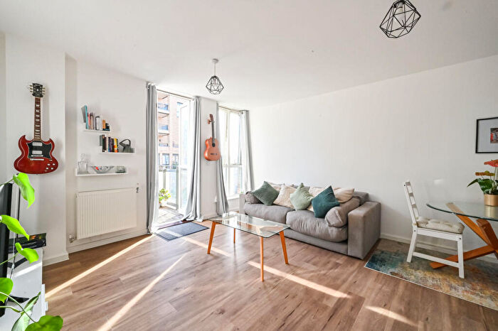 1 Bedroom Flat For Sale In Nellie Cressall Way, , Bow, London, E3