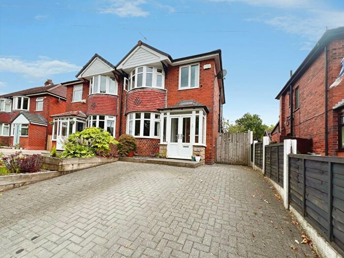 3 Bedroom Semi-Detached House For Sale In Long Lane, Breightmet, BL2