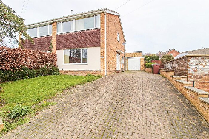 3 Bedroom Semi-Detached House For Sale In Towngate, Ossett, WF5