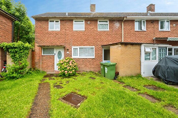 3 Bedroom End Of Terrace House For Sale In Colburn Close, Southampton, SO16