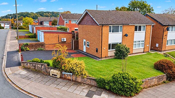 3 Bedroom Semi-Detached House For Sale In Melbourne Road, Stapleford, NG9