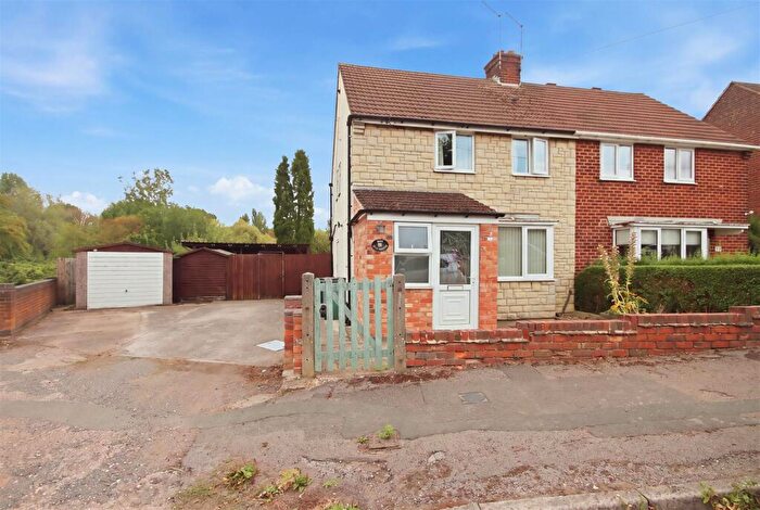 2 Bedroom Semi-Detached House For Sale In Rodgers Lane, Alfreton, DE55