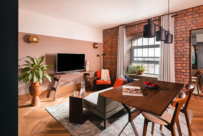 1 Bedroom Apartment To Rent In Furnished Serviced -Bedroom Apartment In Manchester City Centre, — Piccadilly, M1