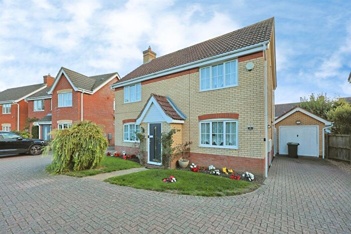 4 Bedroom Detached House For Sale In Mallow Way, Wymondham, NR18