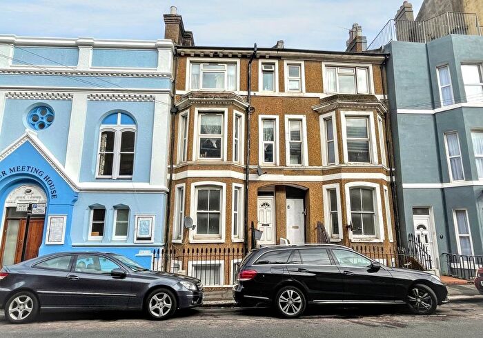 2 Bedroom Flat For Sale In Lower Maisonette, South Terrace, Hastings, East Sussex, TN34