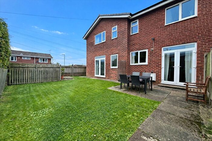 6 Bedroom Terraced House For Sale In Longridge, Knutsford, WA16