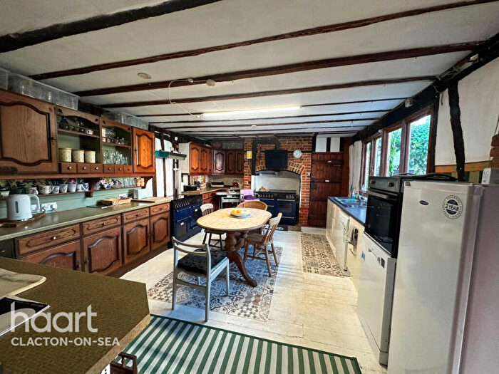 6 Bedroom Character Property To Rent In Kings Head Street, Harwich, CO12