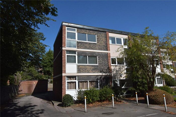 2 Bedroom Apartment For Sale In Grove Court, Headingley, Leeds, LS6