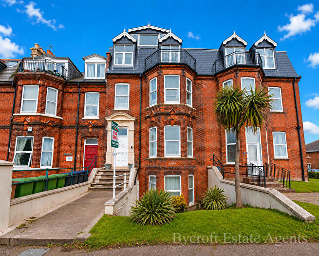 1 Bedroom Flat For Sale In Select Gorleston Seafront Location In Avondale Road, NR31