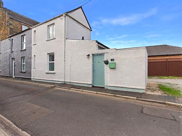 1 Bedroom End Of Terrace House For Sale In Bath Place, Lydney, GL15