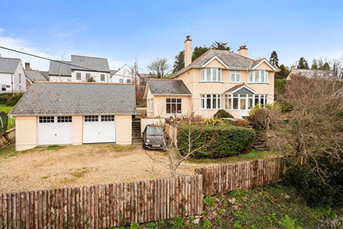 3 Bedroom Detached House For Sale In New Road, Yealmpton, Plymouth, Devon, PL8