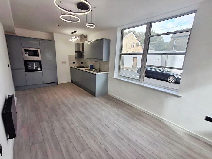 1 Bedroom Flat To Rent In New Street, Chelmsford, Essex., CM1