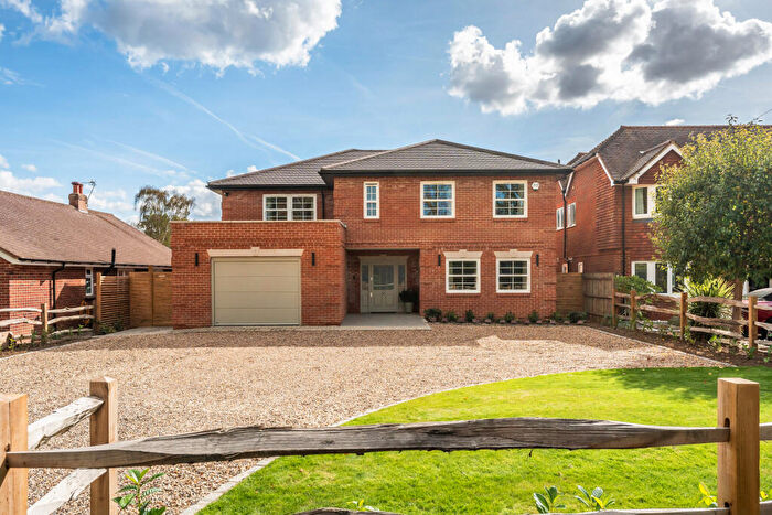 4 Bedroom Detached House For Sale In Woodham Park Way, Woodham, Surrey, KT15