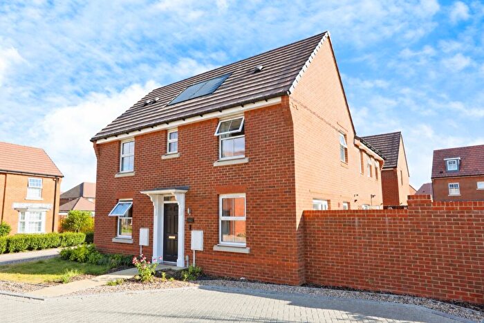 3 Bedroom Semi-Detached House For Sale In Laxtons Crescent, Borden, Sittingbourne, ME10