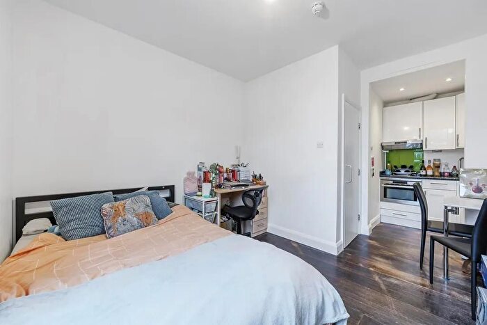Studio To Rent In Very Near Matheson Road Area, West Kensington, W14