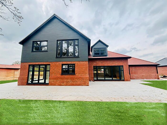 5 Bedroom Detached House For Sale In The Sherwoods, Dagwood Lane, Brentwood, CM15