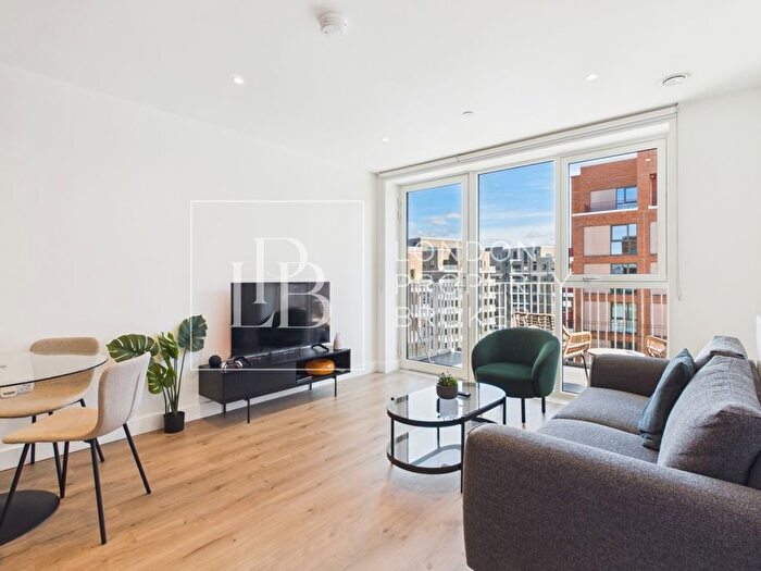 1 Bedroom Flat To Rent In Pettman Crescent, London, SE28