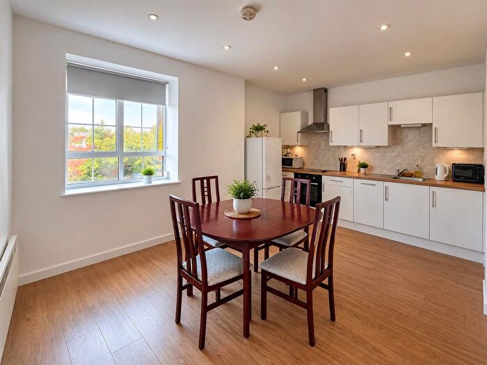 2 Bedroom Flat To Rent In Church Road, Murston, Sittingbourne, ME10