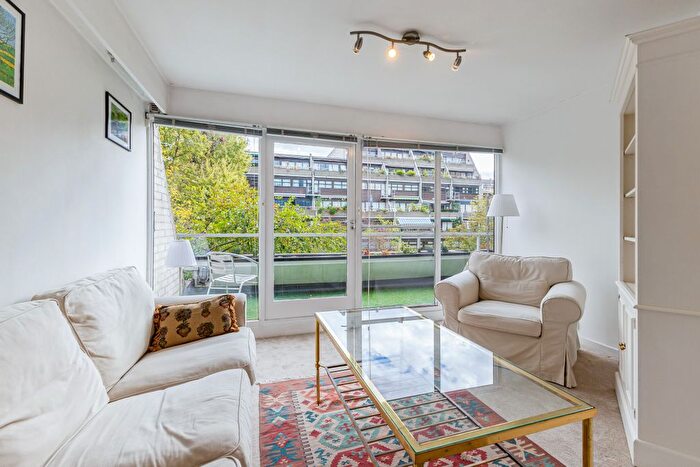 1 Bedroom Flat For Sale In Kendal Steps, St. Georges Fields, London, W2