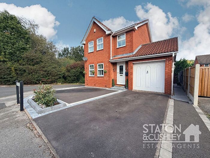 3 Bedroom Detached House For Sale In Dunwoody Close, Mansfield, NG18