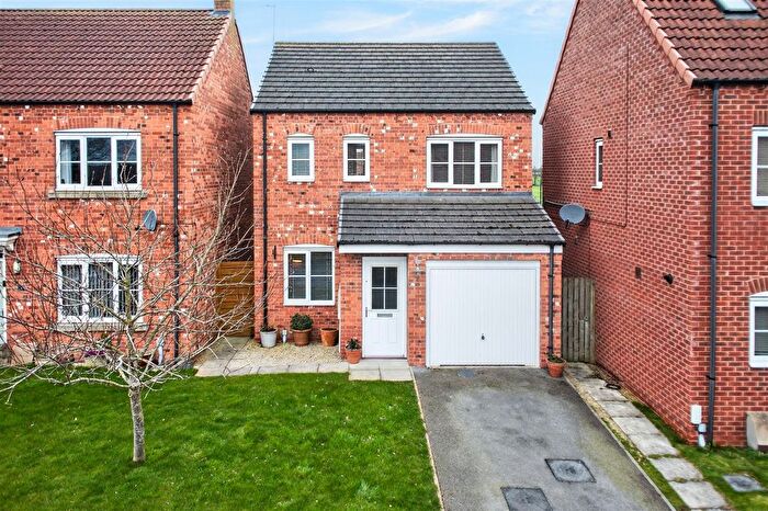 3 Bedroom Detached House For Sale In Suskers Close, York, YO61