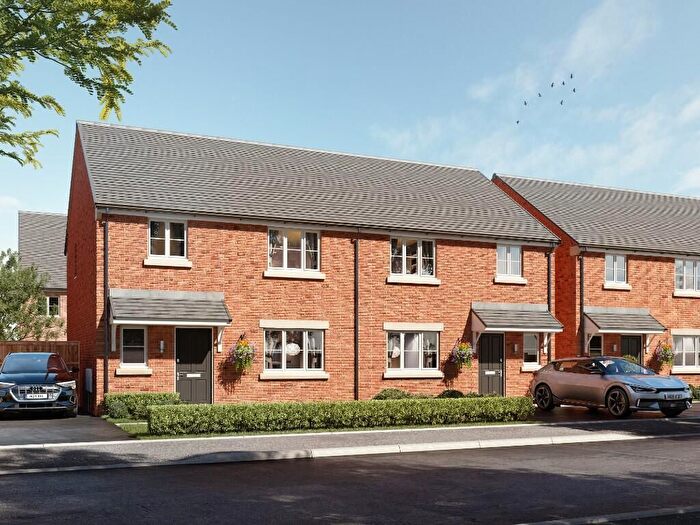 3 Bedroom Semi-Detached House To Rent In Millside Lakes, Doncaster, DN6