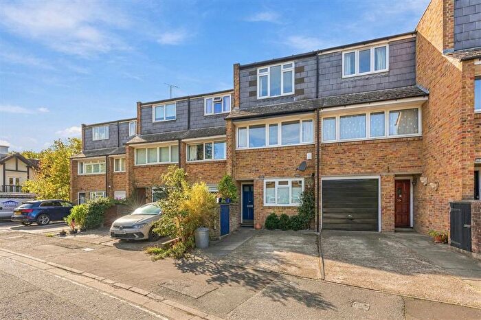 4 Bedroom Terraced House For Sale In Brookwood Avenue, Barnes, SW13