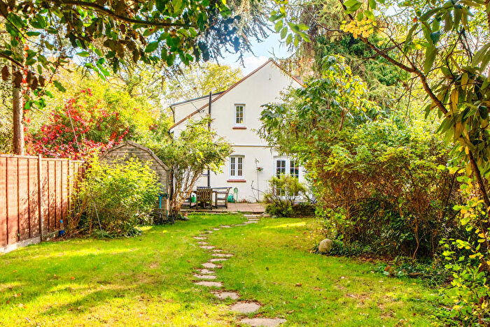 4 Bedroom Semi-Detached House For Sale In Hyde End Road, Spencers Wood, Reading, Berkshire, RG7