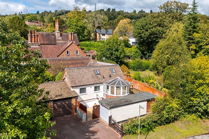 2 Bedroom Detached Bungalow For Sale In Laglands Close, Reigate, RH2