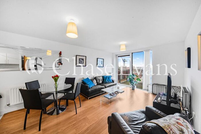2 Bedroom Flat For Sale In Dalston Square, Blues Street, Dalston, London, E8