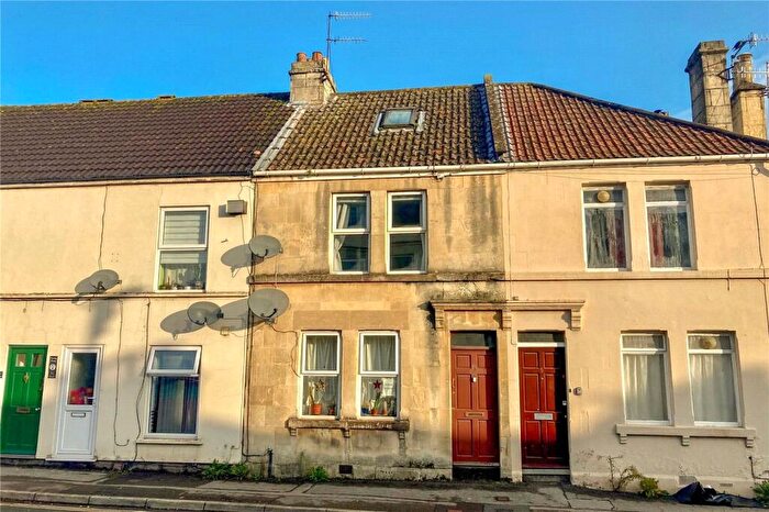 2 Bedroom Apartment To Rent In High Street, Twerton, Bath, BA2