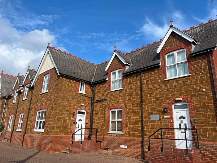 2 Bedroom Flat For Sale In Homefields Road, Hunstanton, PE36