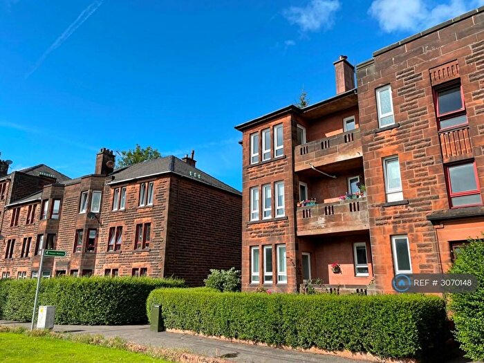 4 Bedroom Flat To Rent In Great Western Road, Glasgow, G13