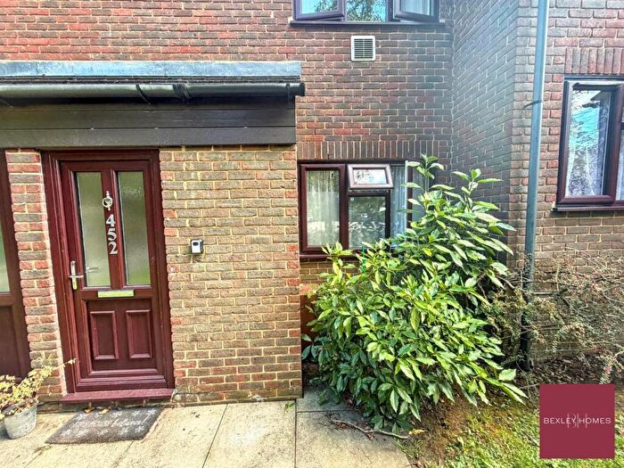 1 Bedroom Flat To Rent In Maidstone Road, Blue Bell Hill, Chatham, ME5