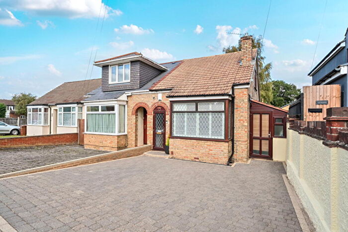 2 Bedroom Semi-Detached House For Sale In Chain Free Chalet Bunaglow In Highly Convenient Location, ME8