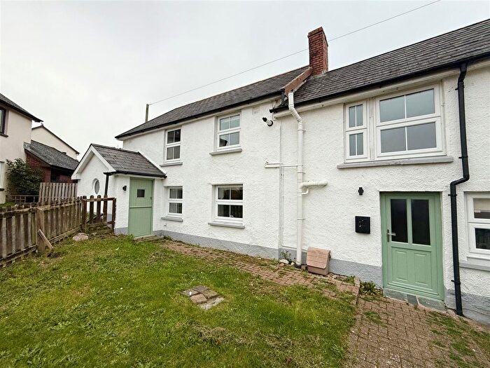 3 Bedroom Cottage To Rent In Chapel Street, Braunton, EX33