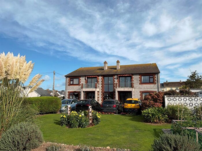 2 Bedroom Flat For Sale In Henver Road, Newquay, TR7