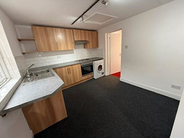 1 Bedroom Apartment To Rent In Market Street, Ashby, LE65