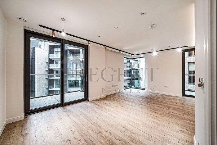 2 Bedroom Flat To Rent In Siena House, Bollinder Place, EC1V