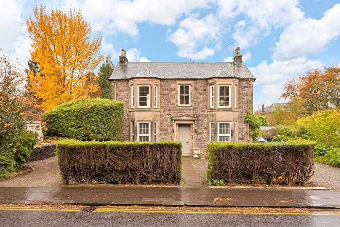 2 Bedroom Flat For Sale In Henderson Street, Bridge Of Allan, FK9