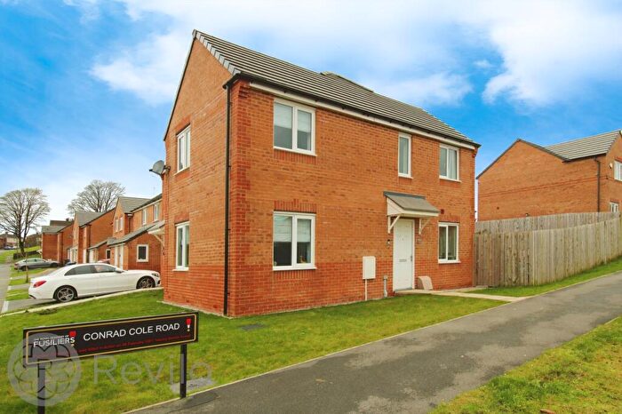 3 Bedroom Semi-Detached House To Rent In Conrad Cole Road, Rochdale, OL11