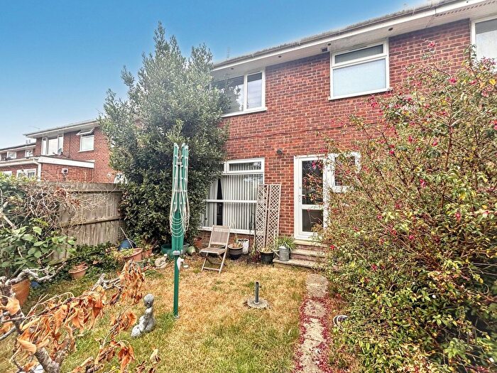 3 Bedroom Terraced House For Sale In East Lodge Road, Ashford, TN23