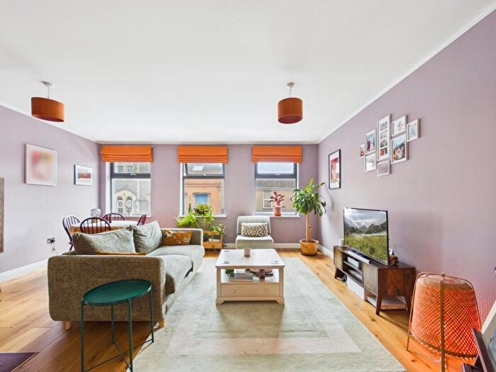 2 Bedroom Maisonette For Sale In Church Road, Redfield, Bristol, BS5