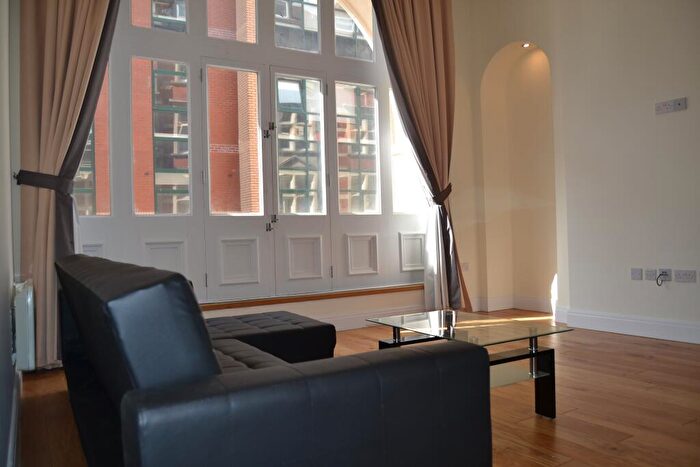 1 Bedroom Flat To Rent In High Street, Newport, Gwent, NP20