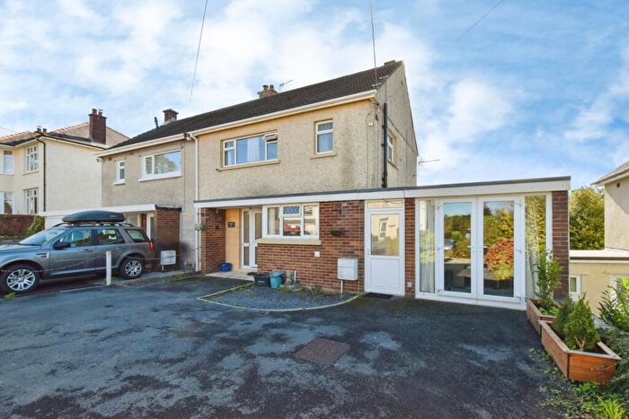3 Bedroom Semi-Detached House For Sale In Glynhir Road, Llandybie, Ammanford, Carmarthenshire, SA18