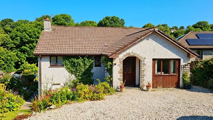 4 Bedroom House For Sale In Warrens Field, Camelford, PL32